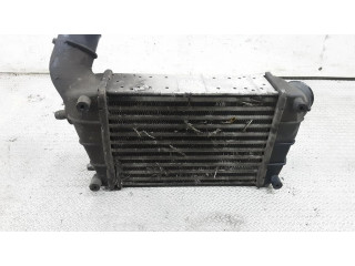 Интеркулер     Alfa Romeo GT 1.9