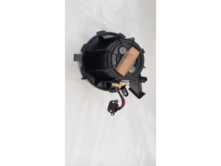 Вентилятор печки    8K1820021   Audi A5 8T 8F