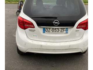Блок управления двигателя 55583654   Opel Meriva B