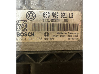 Блок управления двигателя 03G906021LB, 1039S14582 Skoda Octavia Mk2 (1Z)