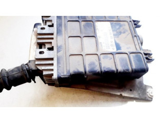 Řídící jednotka 028906021C, 0281001170 Volkswagen PASSAT B4 1994