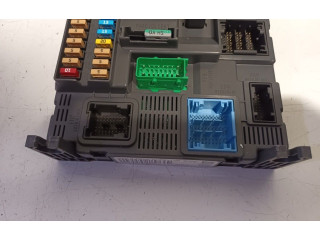 Блок предохранителей 9819850080 Peugeot 2008 I