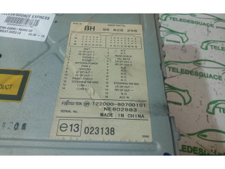 Pojistková skříňka Радио/ проигрыватель / навигация 96628256 Chevrolet Chevy Van 2007