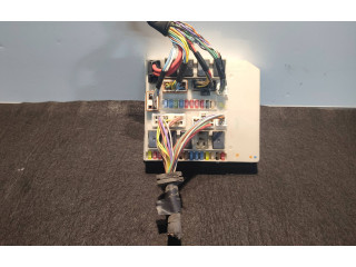 Блок предохранителей  356231D   Renault Clio III    