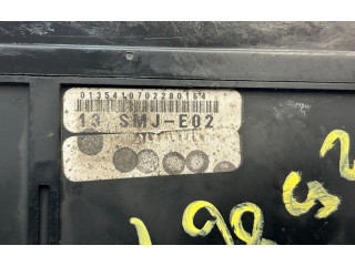 Блок предохранителей 13SMJE02   Honda Civic    