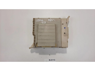 Блок предохранителей  8273053025   Lexus IS 220D-250-350    