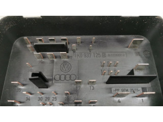 Pojistková skříňka 1K0937125B Volkswagen Golf VI 2010