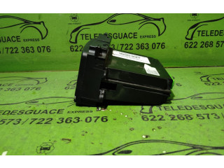 Дисплей 30752420 Volvo XC90