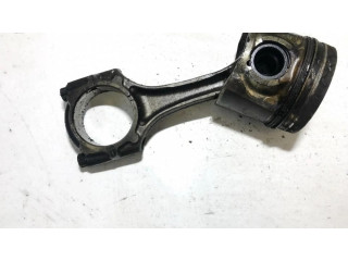 Píst Toyota Avensis Verso pro naftový motor 2.0