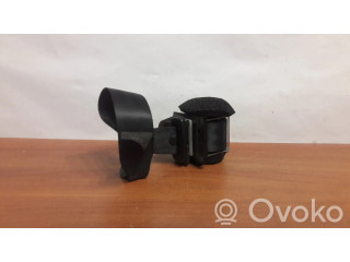 Задний ремень безопасности