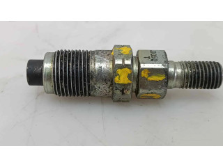 Vstřikovač 166000F0 Nissan Terrano 2.7 TD27T