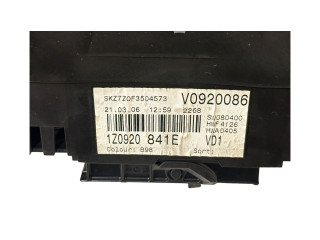 Панель приборов 1Z0920841E, V0920086 Skoda Octavia Mk2 (1Z)