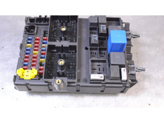 Блок предохранителей    Jeep Grand Cherokee (WJ)    