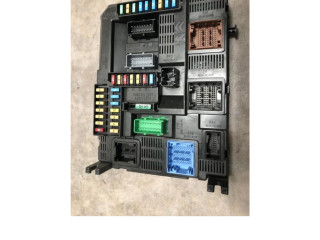 Блок предохранителей  1617304880, 1617304880   Peugeot 2008 I    