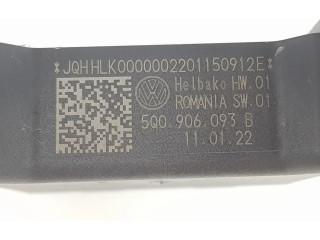 Блок управления 5Q0906093B, 5Q0906093B Volkswagen Caddy