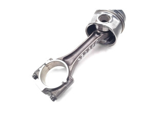  Поршень с шатуном CFWA CFWA  Skoda Fabia Mk2 (5J)  