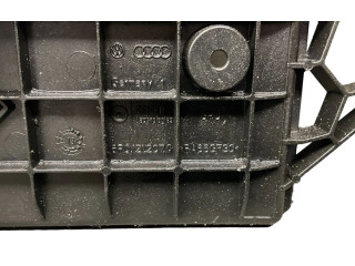 Вентилятор радиатора     6R01212070    Audi A1 