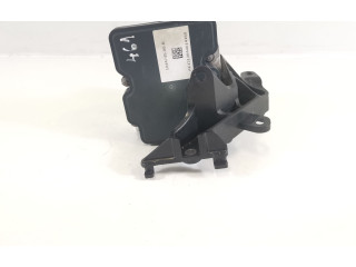 Блок АБС 1103541-00-A, 1044745-00-B Tesla Model 3 2017 - года