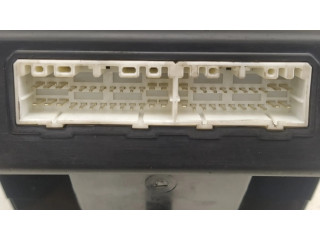 Блок управления климат-контролем 972501K700GU   Hyundai ix20