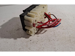 Блок предохранителей 6G9T14K131, 6G9T14B192   Volvo S60    