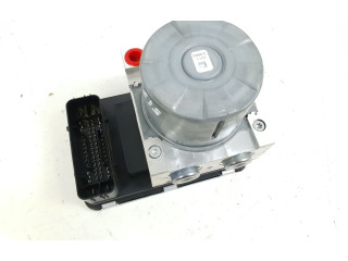 Блок АБС 32214803, 32214772 Volvo S60 2018 - года