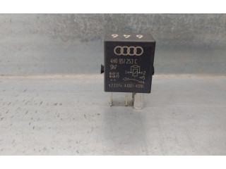 Блок предохранителей 4H0951253C Audi Q3 8U
