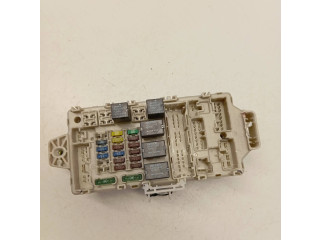 Блок предохранителей MN141424, 311041192 Mitsubishi Endeavor