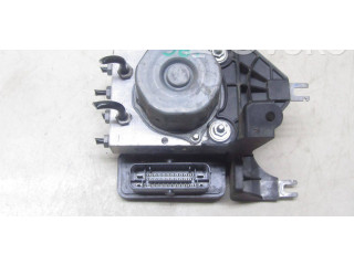 Jednotka ABS A0004313900   Mercedes-Benz GLA W156 2016