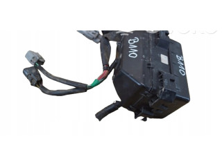 Блок предохранителей 8266187405 Daihatsu Terios