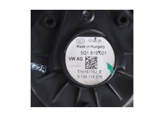 Вентилятор печки    5Q1819021   Audi A3 S3 8V