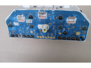 Панель приборов Mitsubishi Space Runner