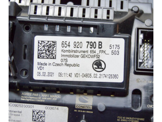 Панель приборов 654920790B, A3C0925350001   Skoda Kamiq       