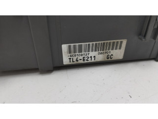 Блок предохранителей E6116RA000008, TL4E211 Honda Accord