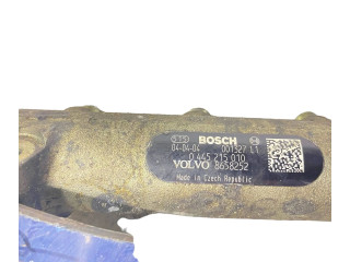 Топливная рампа 8658252, 0445215010 Volvo V70