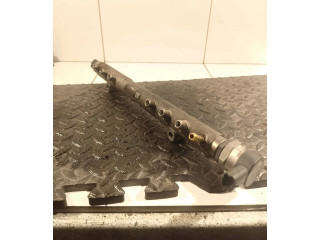 Топливная рампа 30777554, 027598L5   Volvo V70  