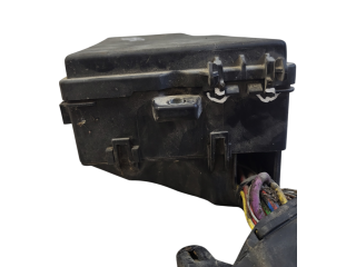 Pojistková skříňka AV6T14A067AB, AV6T14A076AB Ford C-MAX II 2011