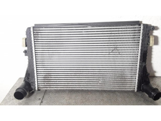 Интеркулер 1K0145803BM Audi TT TTS Mk2 2.0