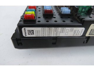 Блок предохранителей 30786646, 06W502 Volvo XC90