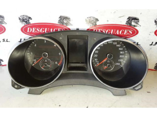 Панель приборов 5K0920871A   Volkswagen Golf VI       