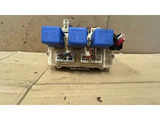   Pojistková skříňka PPT40   Nissan X-Trail T30 2004