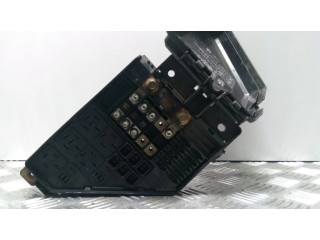 Блок предохранителей YQE100951, YQE103111 Rover 75