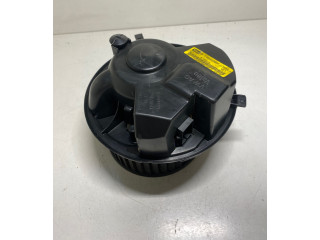 Вентилятор печки    1K1820015, F983228M   Volkswagen Touran I