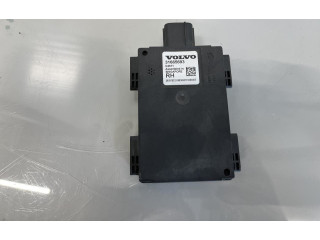 Датчик слепых зон 31665693   Volvo XC90