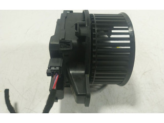 Вентилятор печки    4M1820021C, 4M1820021A   Audi A4 Allroad