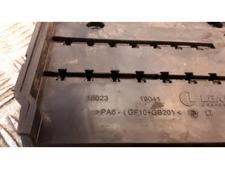 Блок предохранителей  1802319041   Ford Focus    