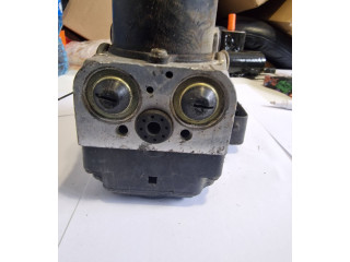 Блок АБС 4454053030 Lexus IS 200-300 1999 - 2005 года