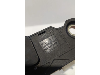 Замок багажника 3B9827297A, COMPISTOLAELETRICA    Volkswagen PASSAT B5.5 2001 - 2005 года