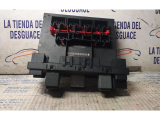 Блок предохранителей 8P0907279N   Audi A3 S3 8P    