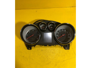 Přístrojová deska Opel Zafira C 2013 RZ1R12P4K12, 162KM