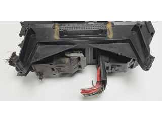 Блок предохранителей 04692087AB Jeep Cherokee